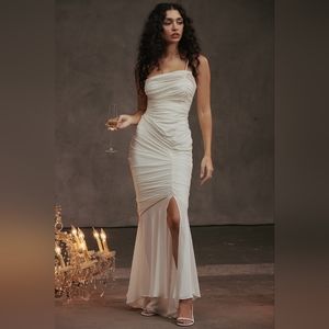 Ivory House of CB 'Pearla'-large (Plus Cup!)